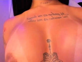 amateur vip ass masturbating on live webcam