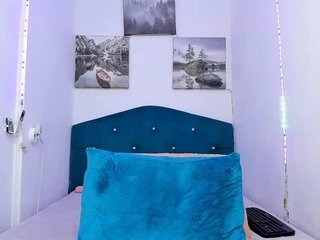 Bikini blonde amateurs first anal sex while useing a toy