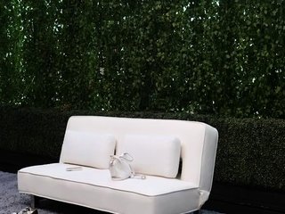 Sexy brunette gives a great pov blowjob